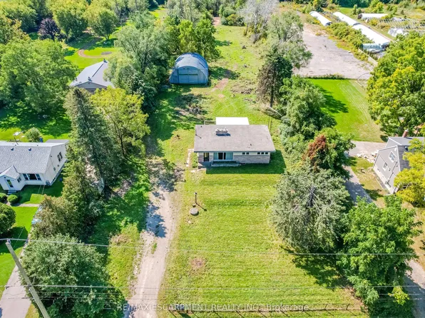 623 Robson Rd, Hamilton, ON L8B 1H2
