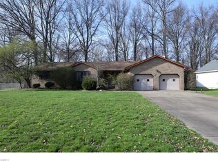 560 Ravine Dr, Youngstown, OH 44505
