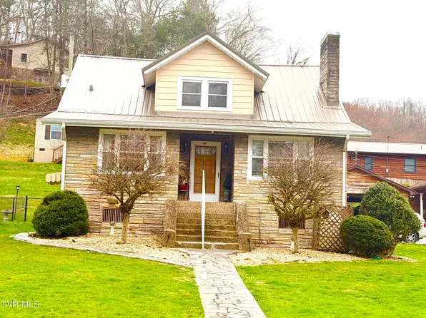 130 Chatham Dr, Clintwood, VA 24228