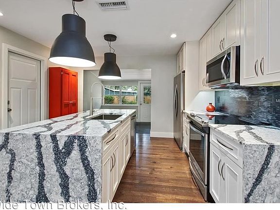 3rd image of 2801 Dawley Ave