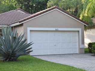 6071 NW 40th St, Coral Springs, FL 33067