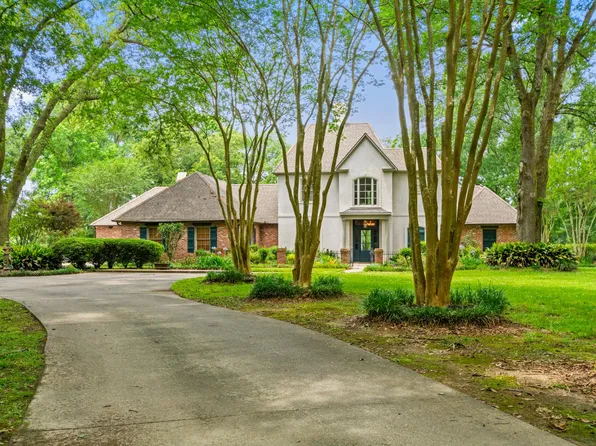 16380 S Fulwar Skipwith Rd, Baton Rouge, LA 70810