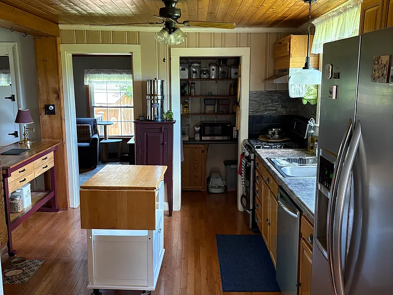 81 Graham St — Photo 8