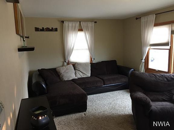 3rd image of 2917 S Coral St