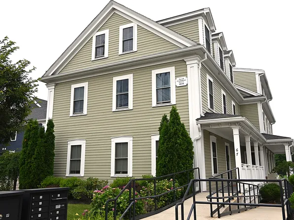 67 North St Ste 3A, Medfield, MA 02052
