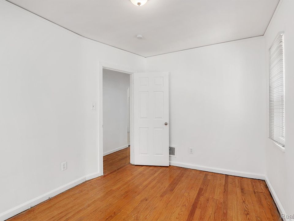 13084 Corbett St, photo 13
