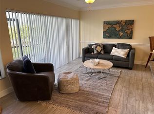 1605 Us Highway 1 #V-4-104, Jupiter, FL 33477
