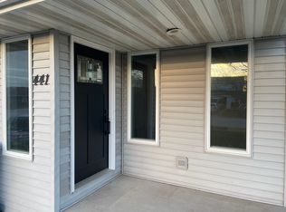 441 Patricia Ln, Wrightstown, WI 54180
