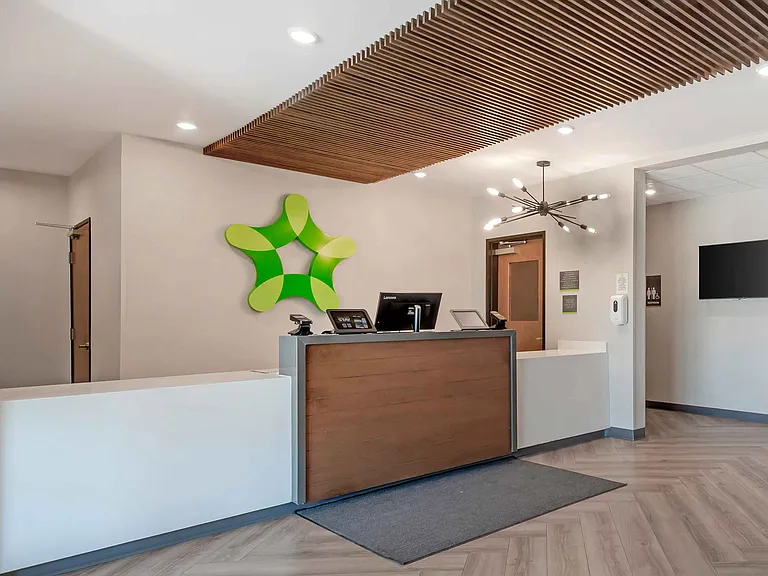 Lobby and Guest Check-in