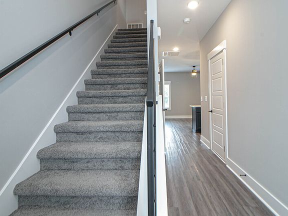 2nd image of 1605 Jonathan Wade Pvt Cir