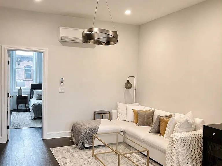 119 Wayne St — Photo 1