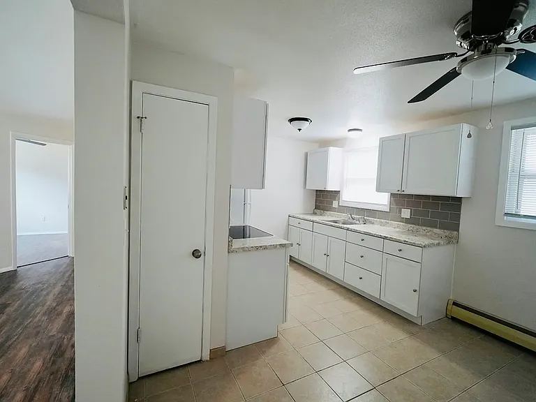 615 W Bennett St #1 — Photo 5