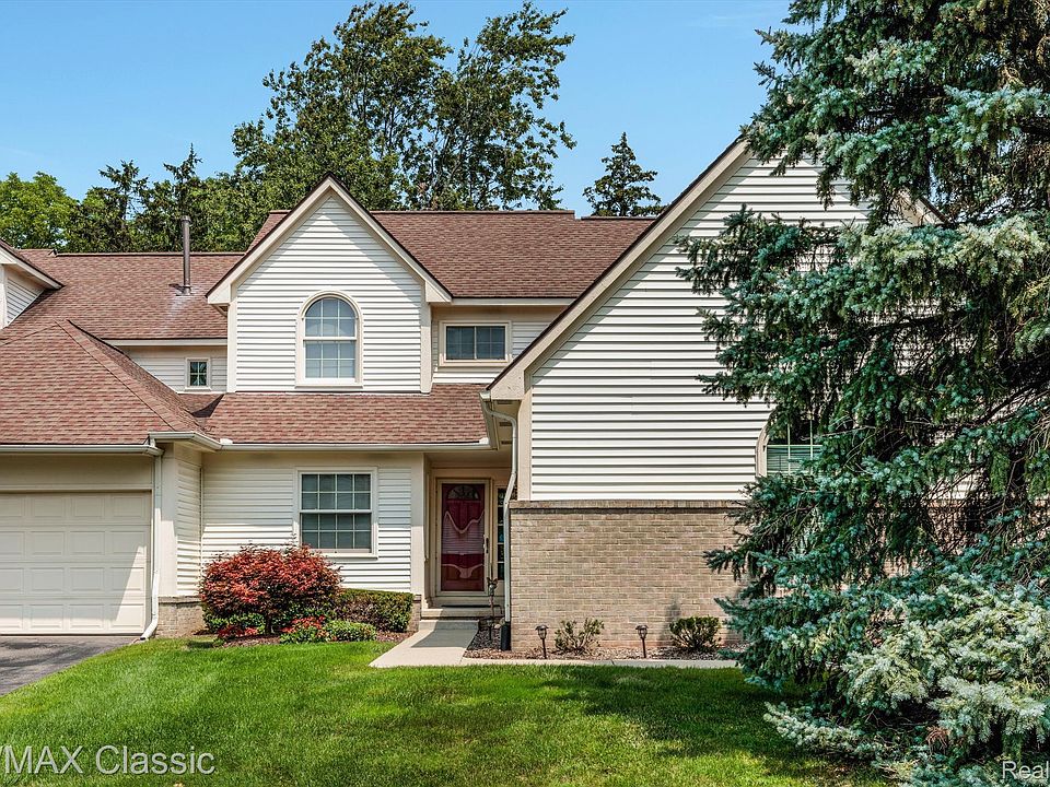 1st image of 43490 Algonquin Dr