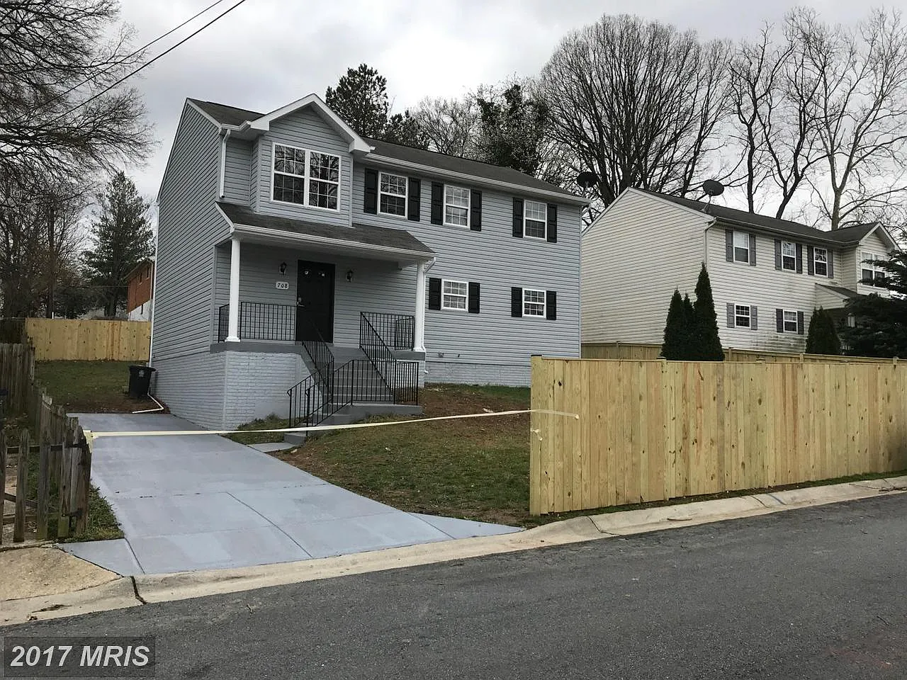 708 Drum Ave photo 1