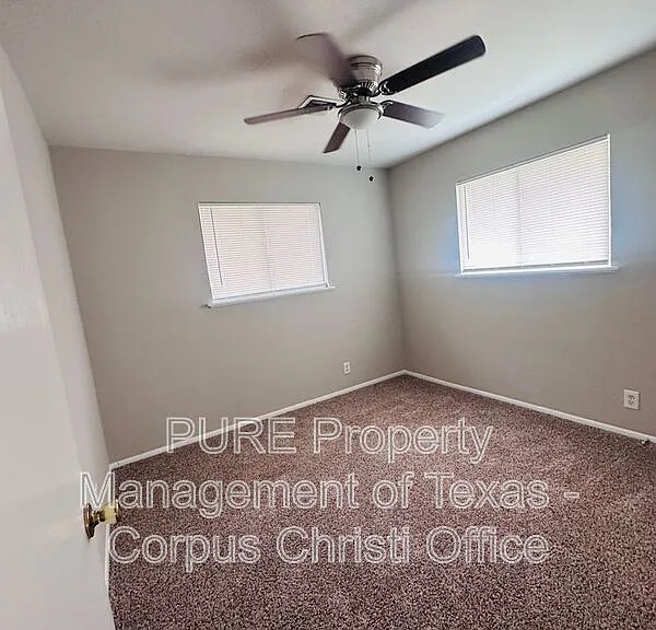 4006 Panama Dr — Photo 18