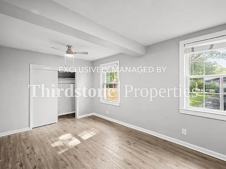 5204 Astral St — Photo 10