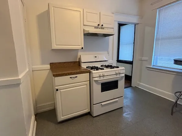 165 Captain Thomas Blvd Unit 2, West Haven, CT 06516