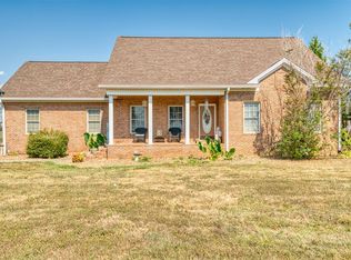 325 Davis Mill Rd, Elkton, KY 42220