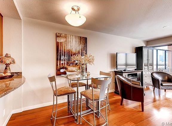 4th image of 100 Park Ave W APT 1301