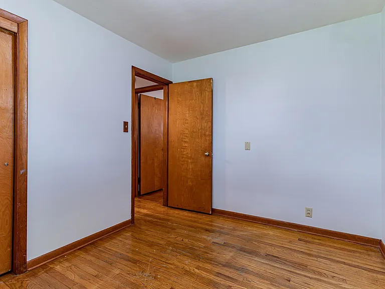 2106 Campbell Dr — Photo 20
