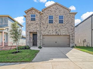 821 Amenduni Ln, Anna, TX 75409