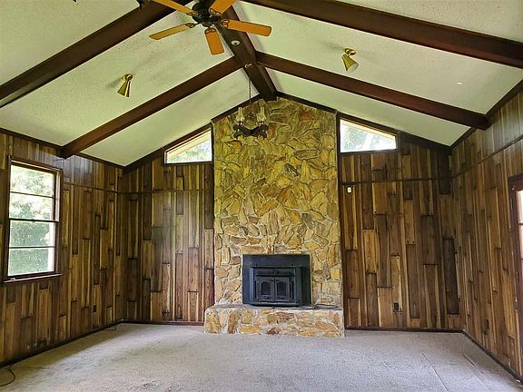 2nd image of 213 Highland Dr