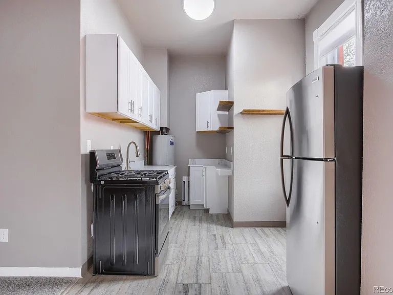 5630 Webster St #1 — Photo 6