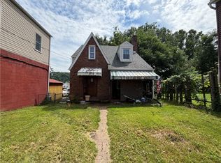 1074 Brackenridge Ave, Brackenridge, PA 15014