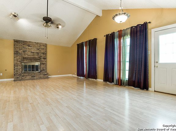 5th image of 9532 Woodland Hls