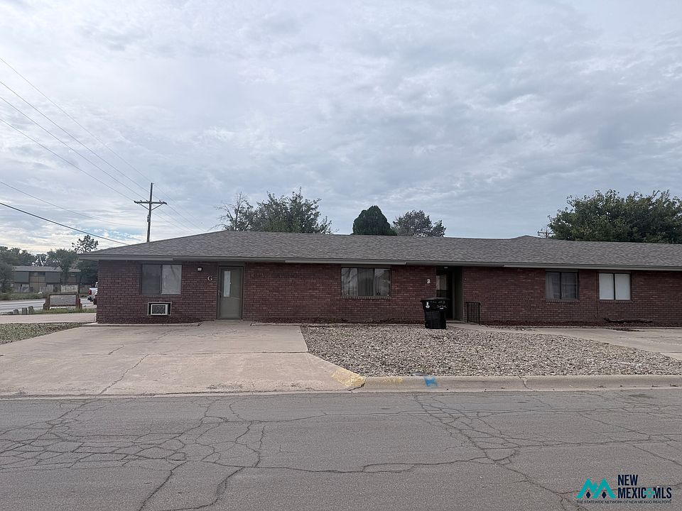 1st image of 1100 S Sunset Ave