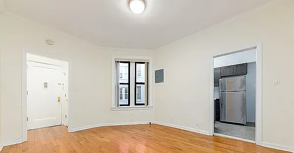 48-16 46th St #B5 — Photo 2
