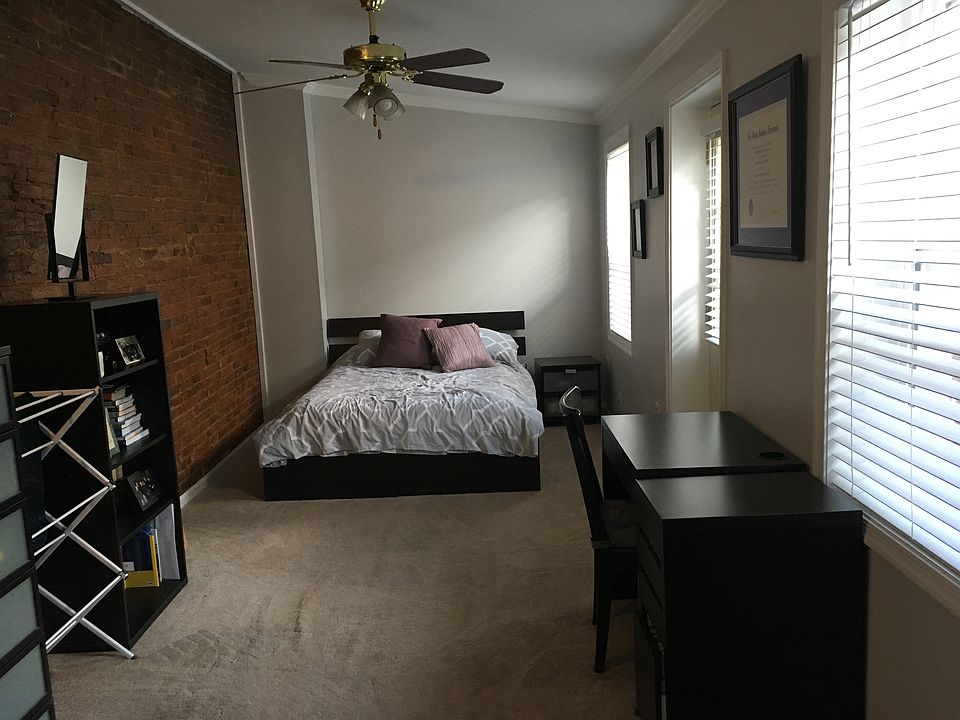 Large bedroom! Big closet and four windows! Tons of space!