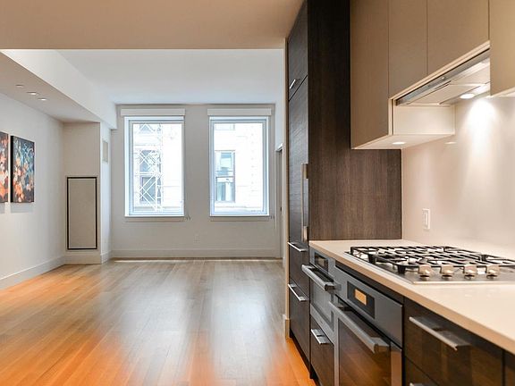3rd image of 101 Leonard St APT 6C