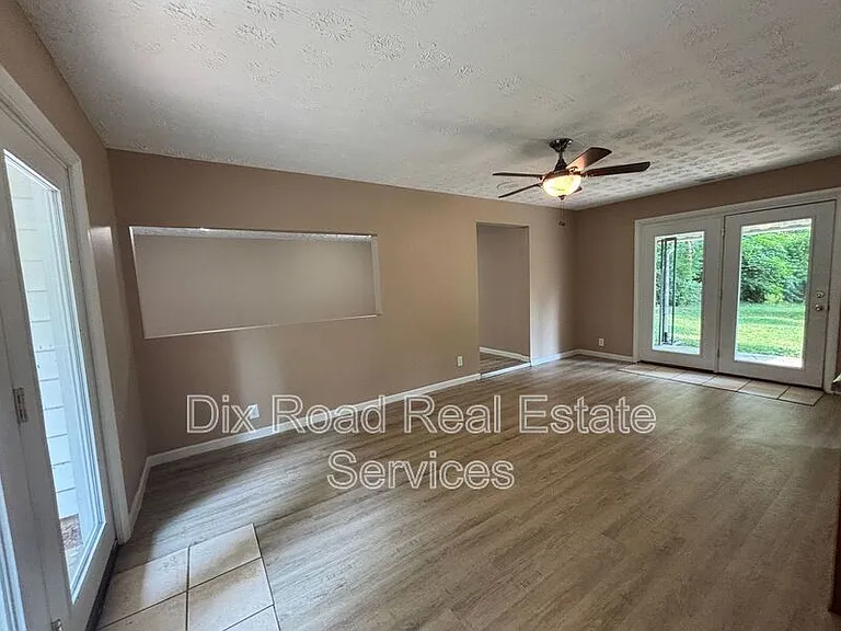 1739 Embury Park Rd — Photo 11
