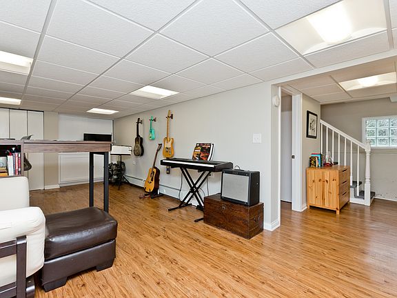 5th image of 5413 N Saint Louis Ave #1