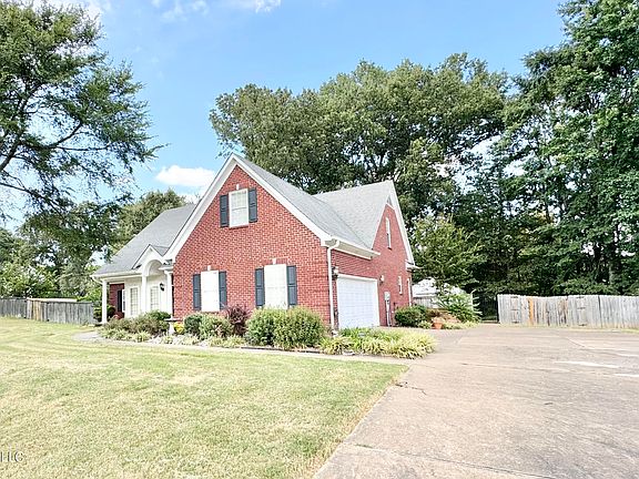 5th image of 3790 Roman Forest Dr