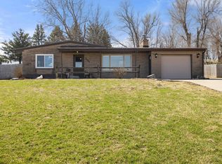 2604 Hilltop Dr, Marshalltown, IA 50158