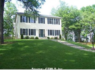 20 Beach Park Rd #A, Clinton, CT 06413