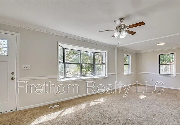 2349 Henry Cir — Photo 7