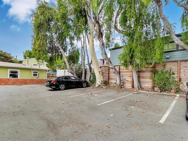 450 Alcatraz Ave #12 — Photo 19