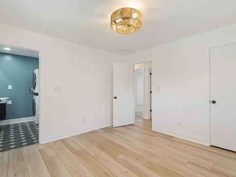 2050 Byron Dr — Photo 24