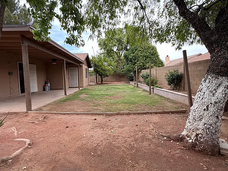 5717 E Evergreen St — Photo 17