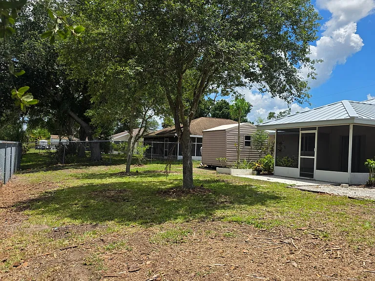 4470 Cazes Ave — Photo 17