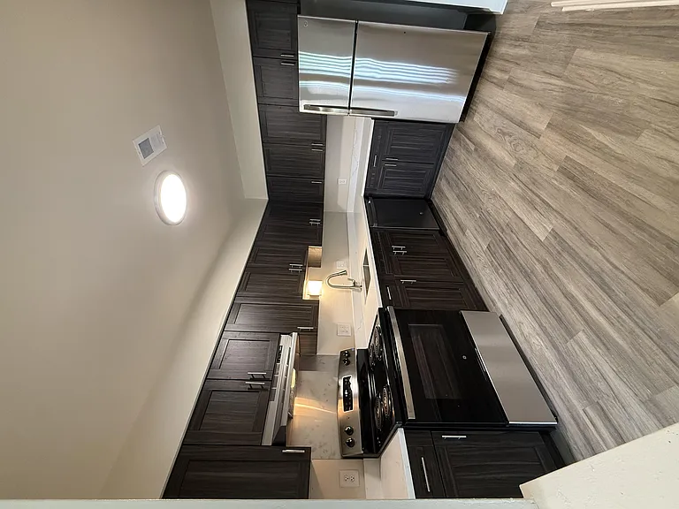 Franklin River Apartments — Photo 50