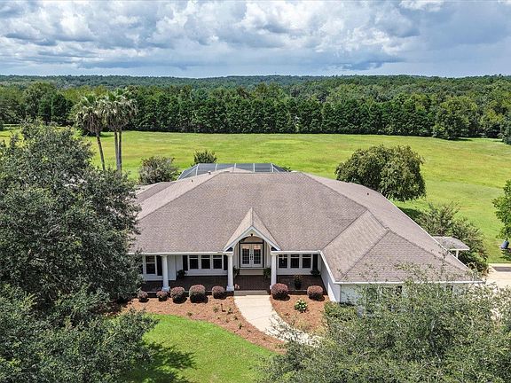 2nd image of 237 Valley View Ct