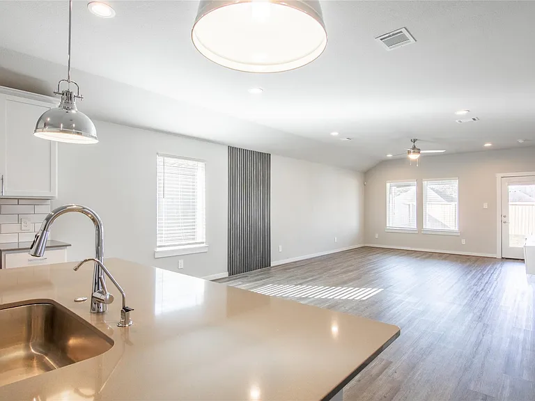 7226 Telford Hollow Trl — Photo 40