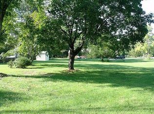 8931 Reams Rd, North Chesterfield, VA 23236