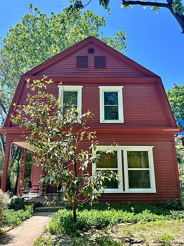 3830 Bell St Photo 1