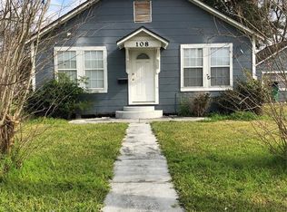 108 Pecan St, Sweeny, TX 77480
