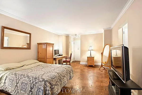 Sold by Town Residential | media 4